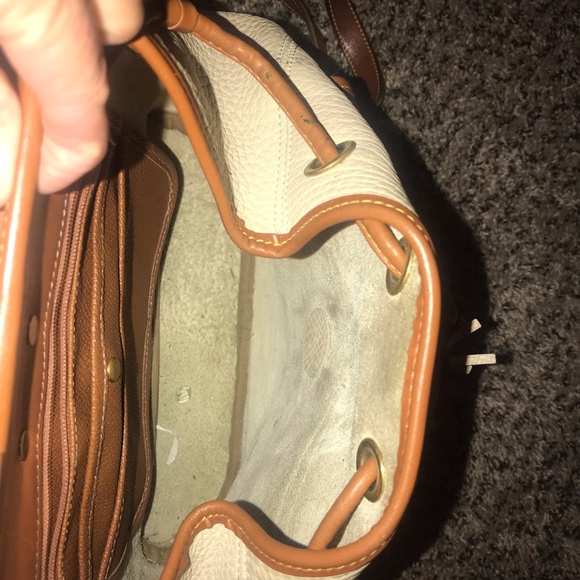 Dooney & Bourke all weather leather - Picture 3 of 4